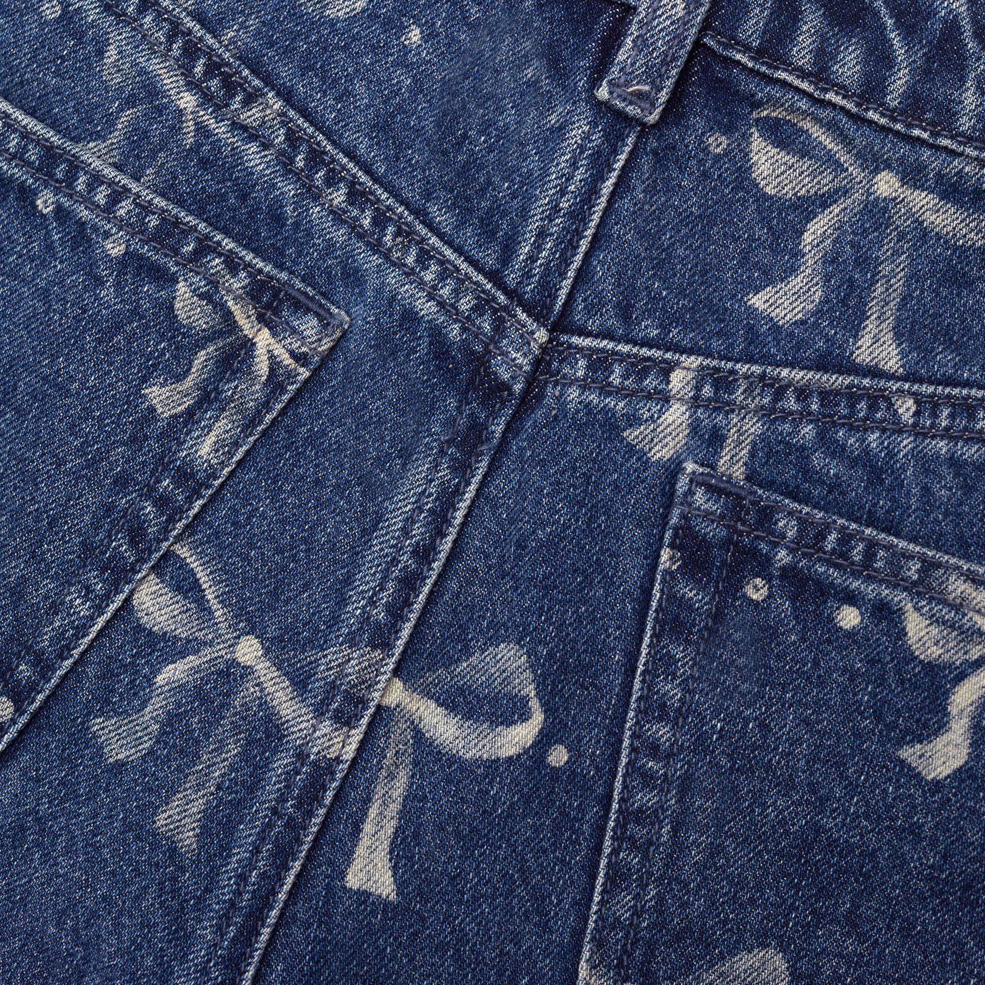 리본 프린트 청바지