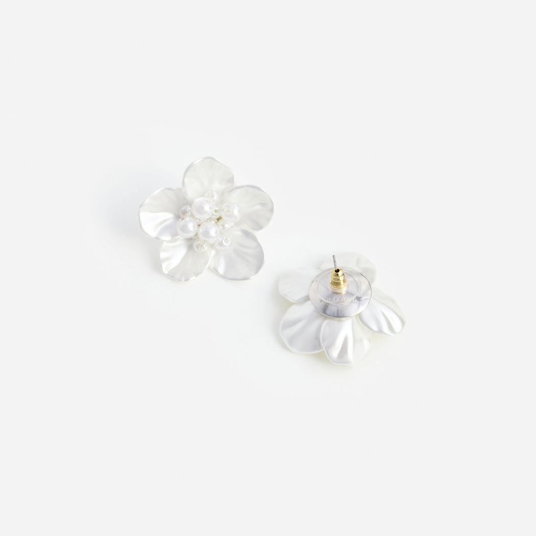 Pearl Flower Earring