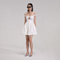 화이트 디아만테 바스트 미니 드레스