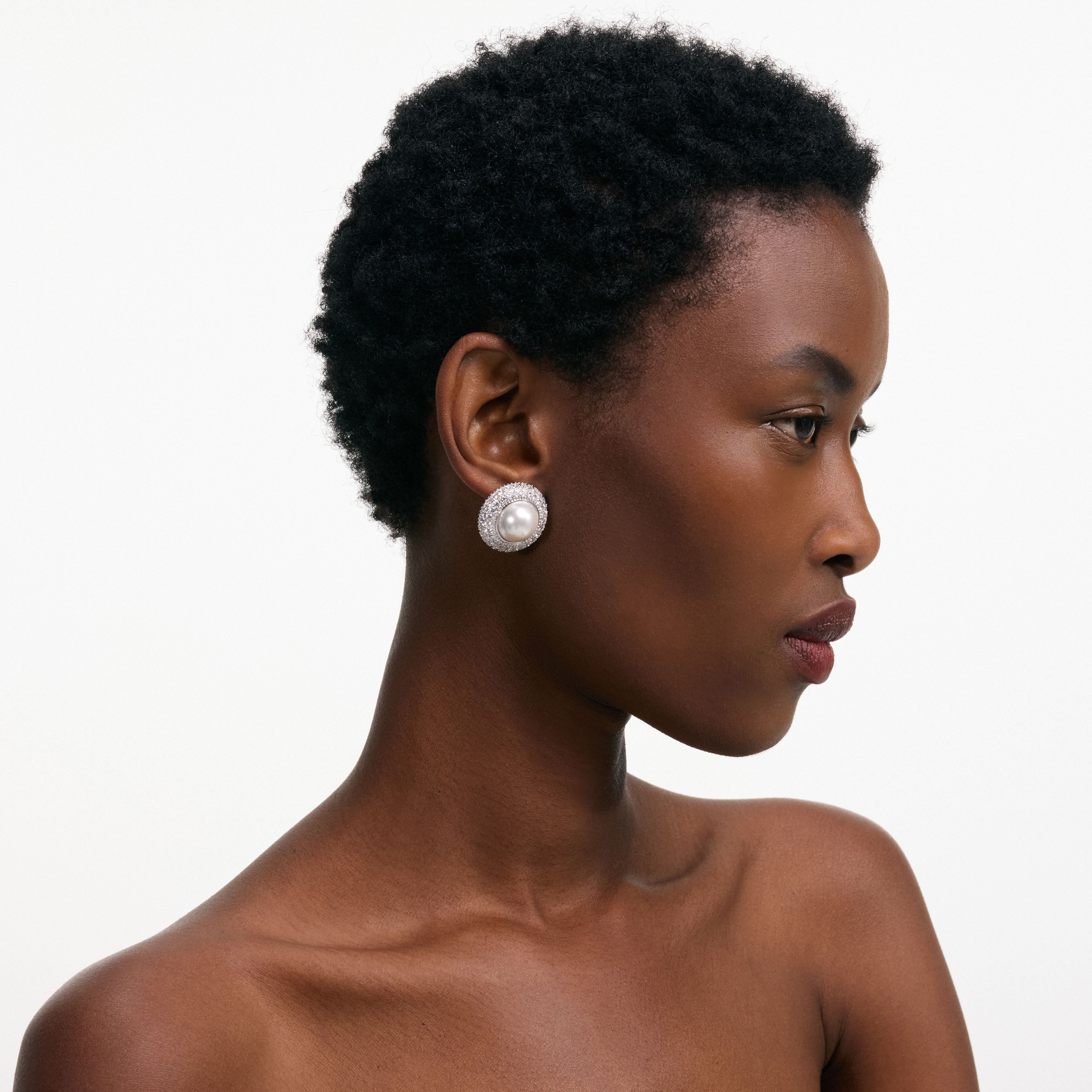 작은 크리스탈 진주 귀걸이