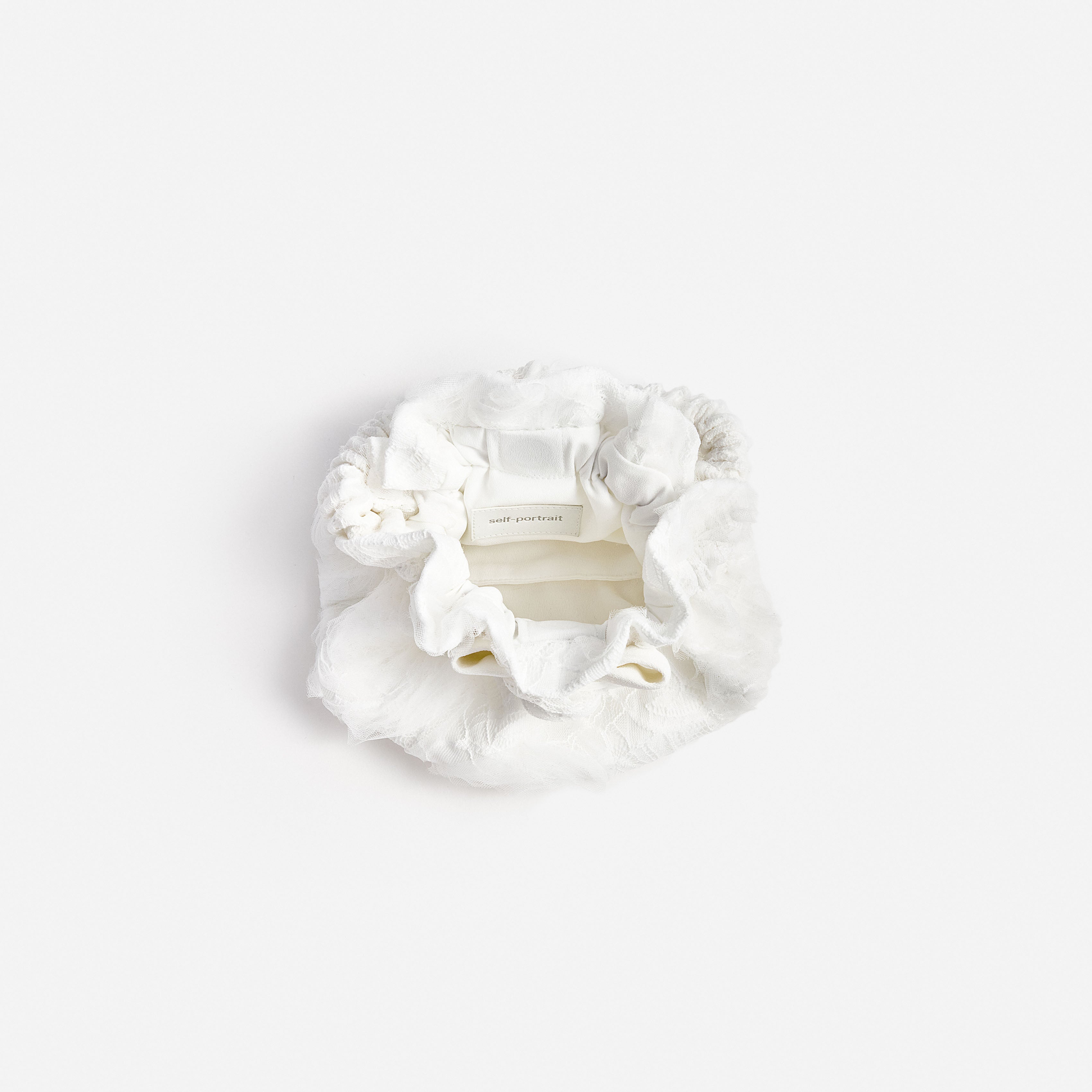 화이트 레이스 백