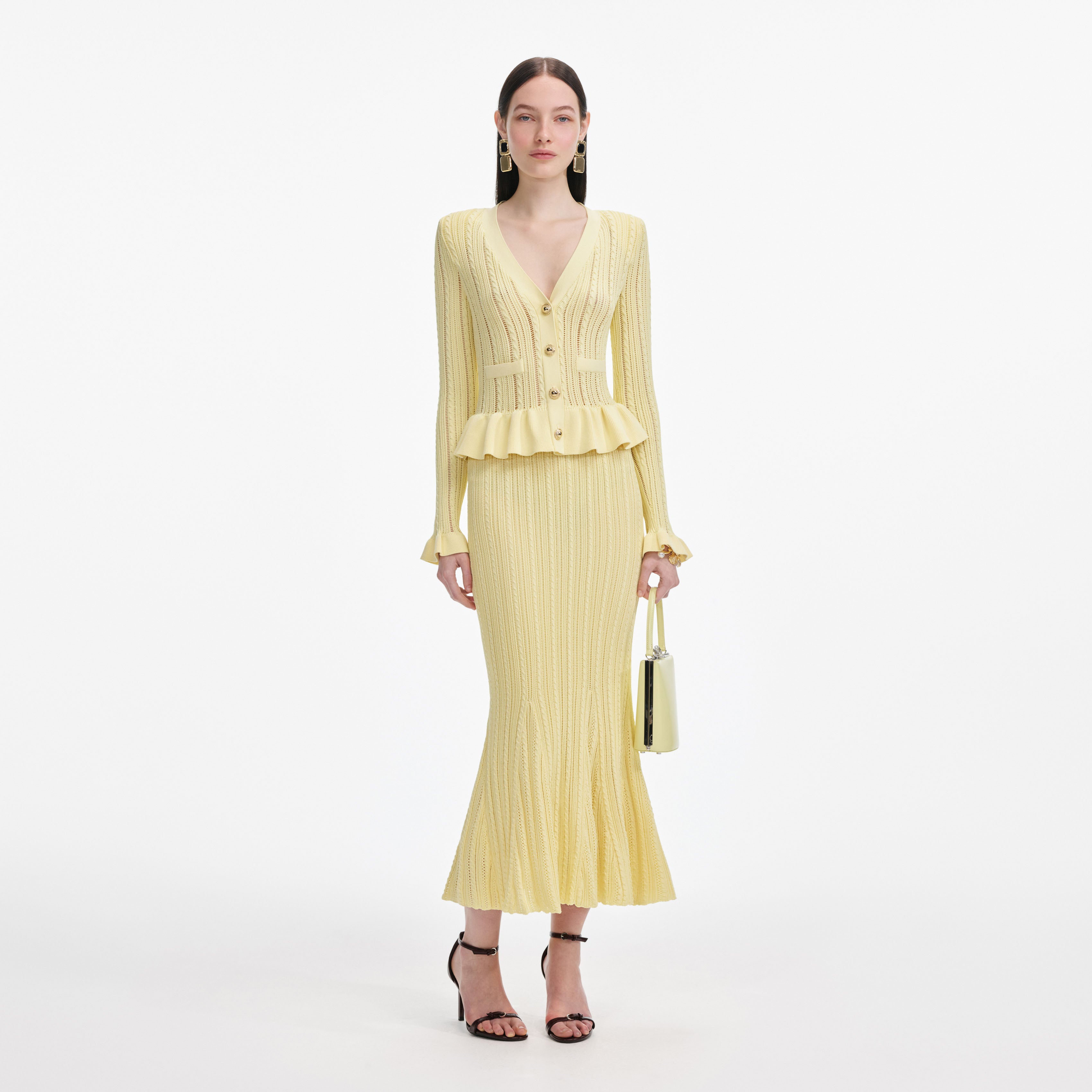옐로우 니트 페플럼 미디 드레스