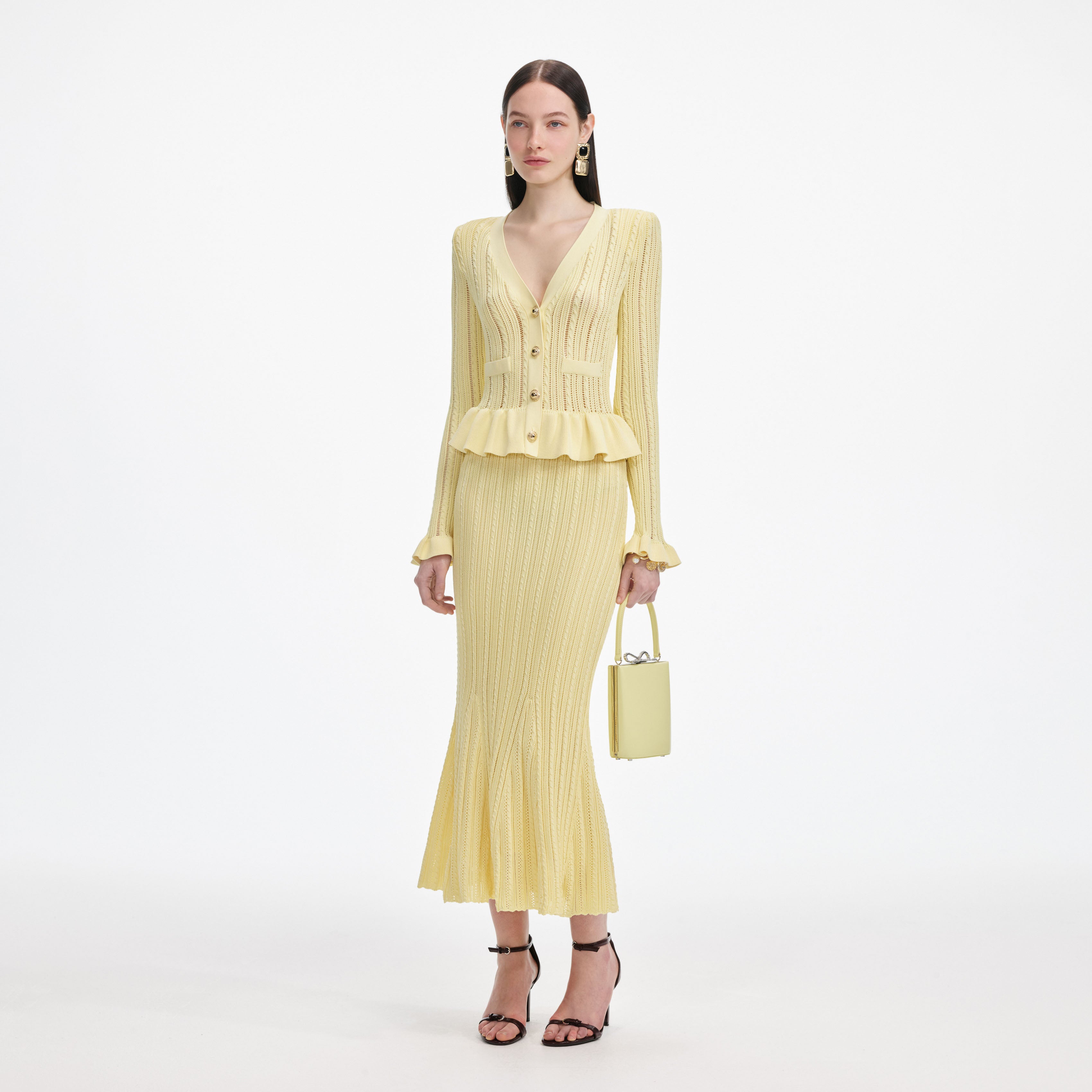 옐로우 니트 페플럼 미디 드레스
