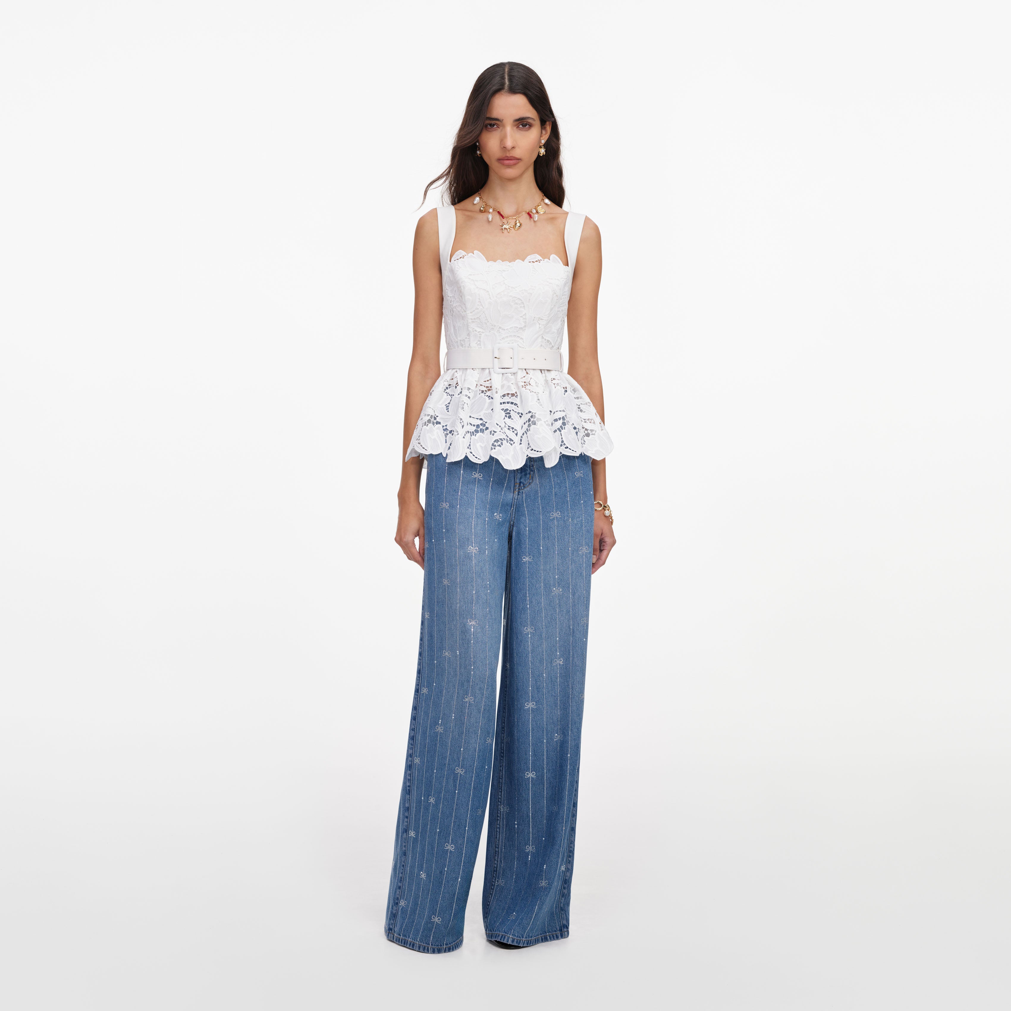 トップス sheller flower lace glitter peplum tops flower lace glitter peplum tops – shéller / シェリエ