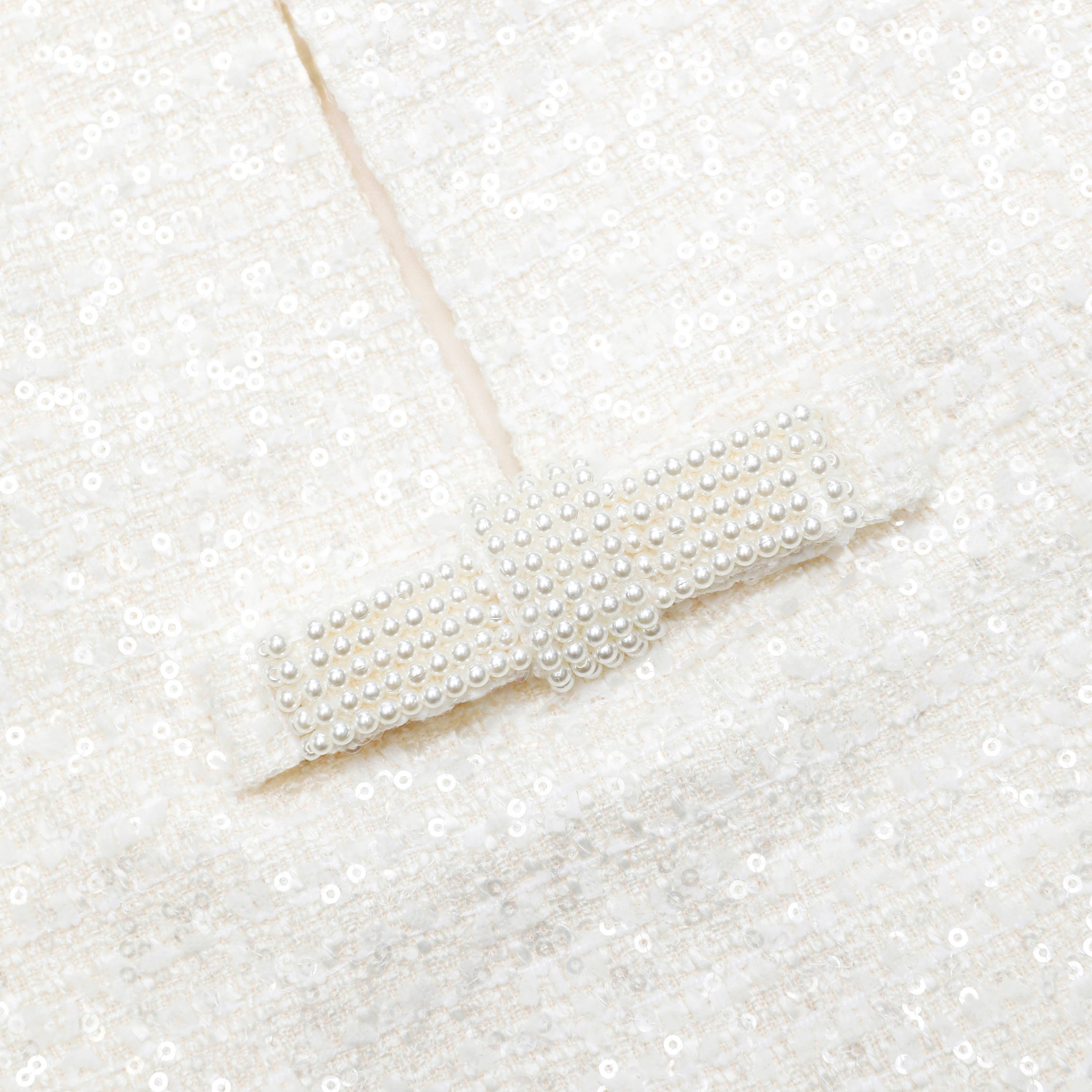 크림 부클 디아만테 리본 미니 드레스