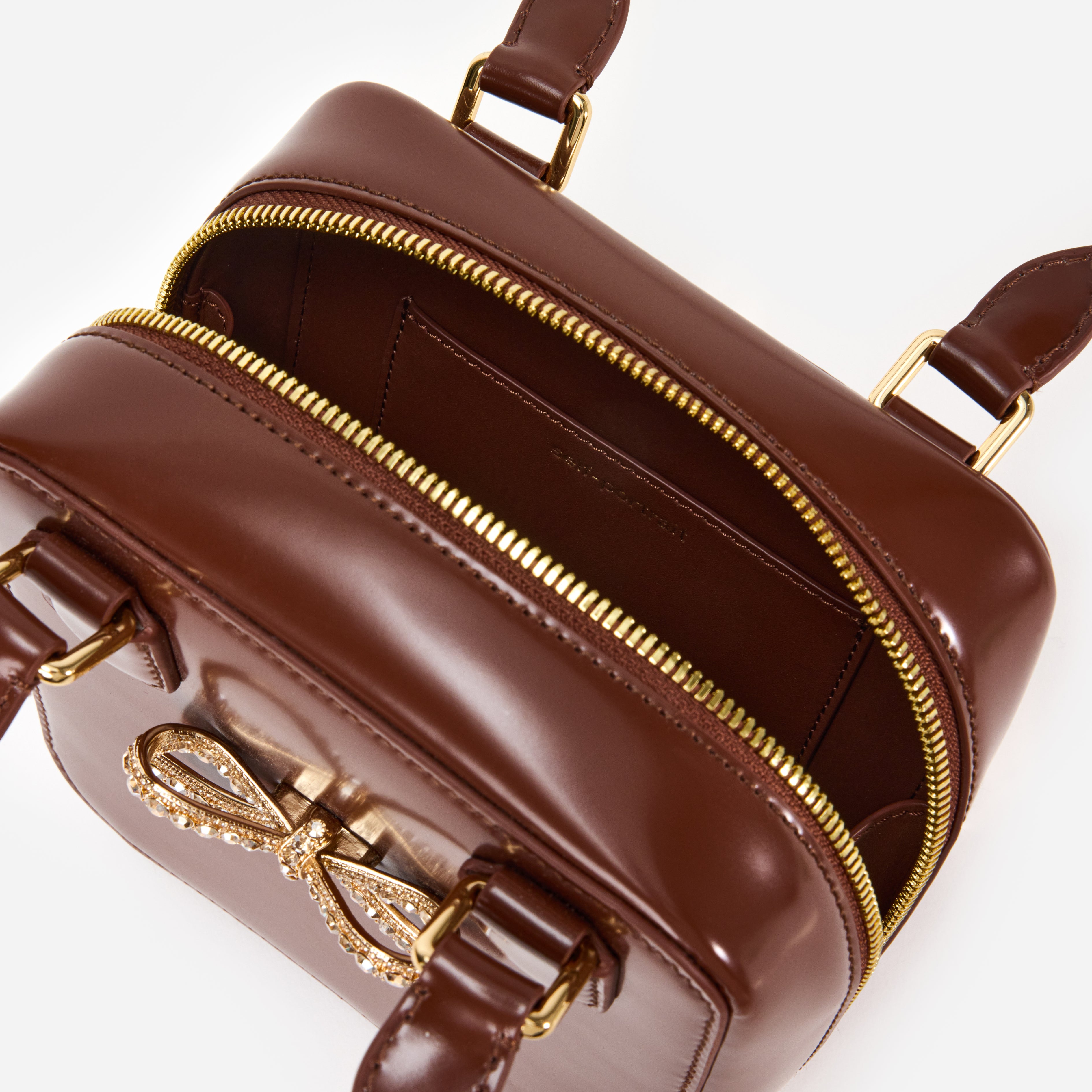 브라운 가죽 스퀘어 숄더백