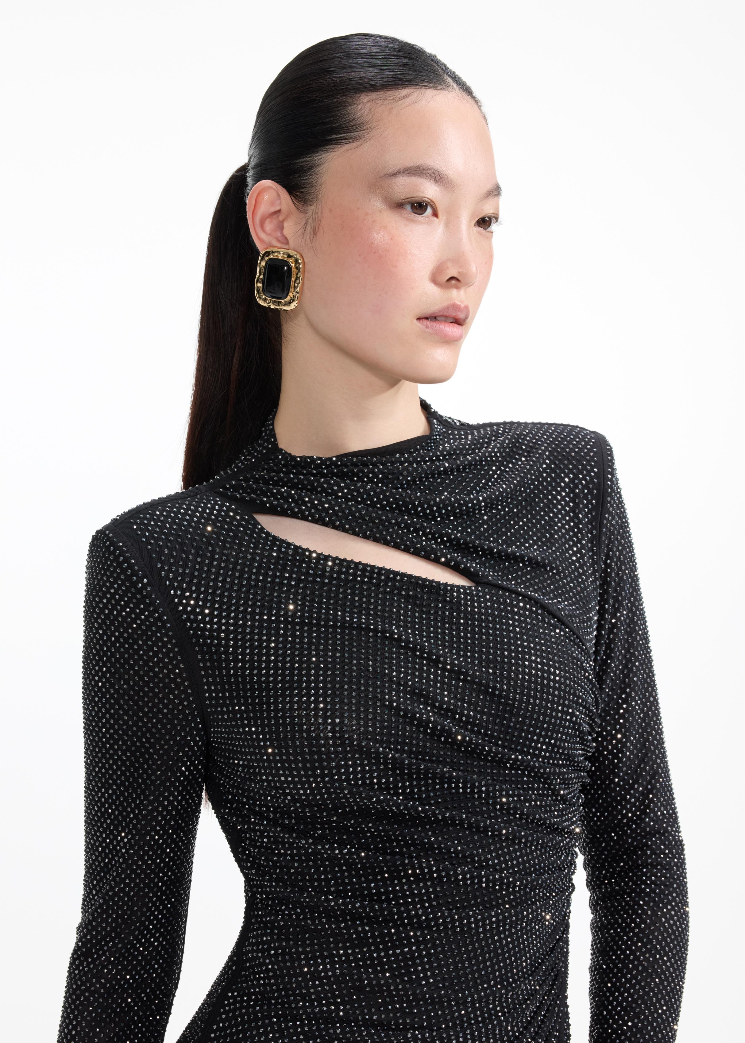 얼룩덜룩한 금색 검은색 귀걸이