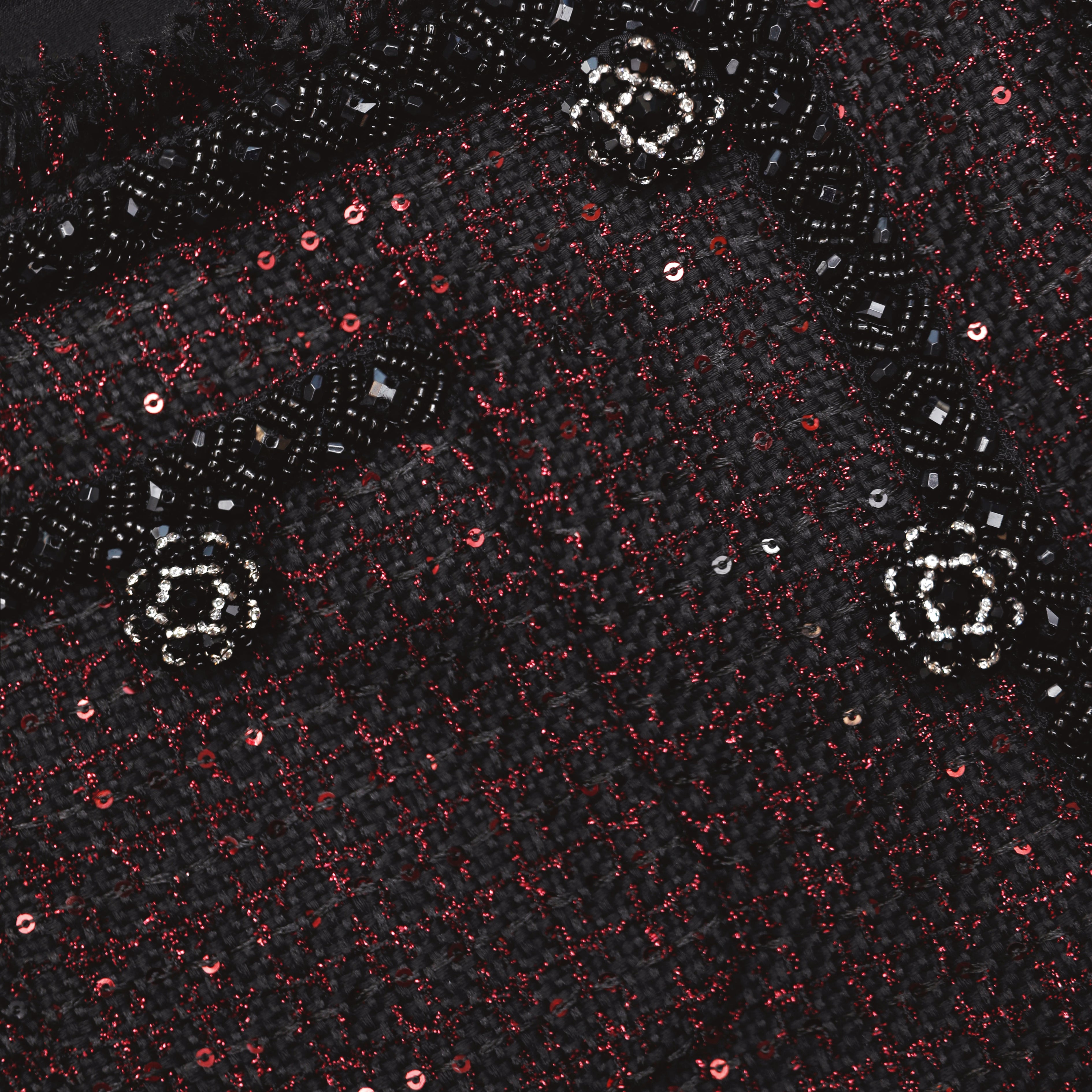 블랙 메탈릭 부클 탑