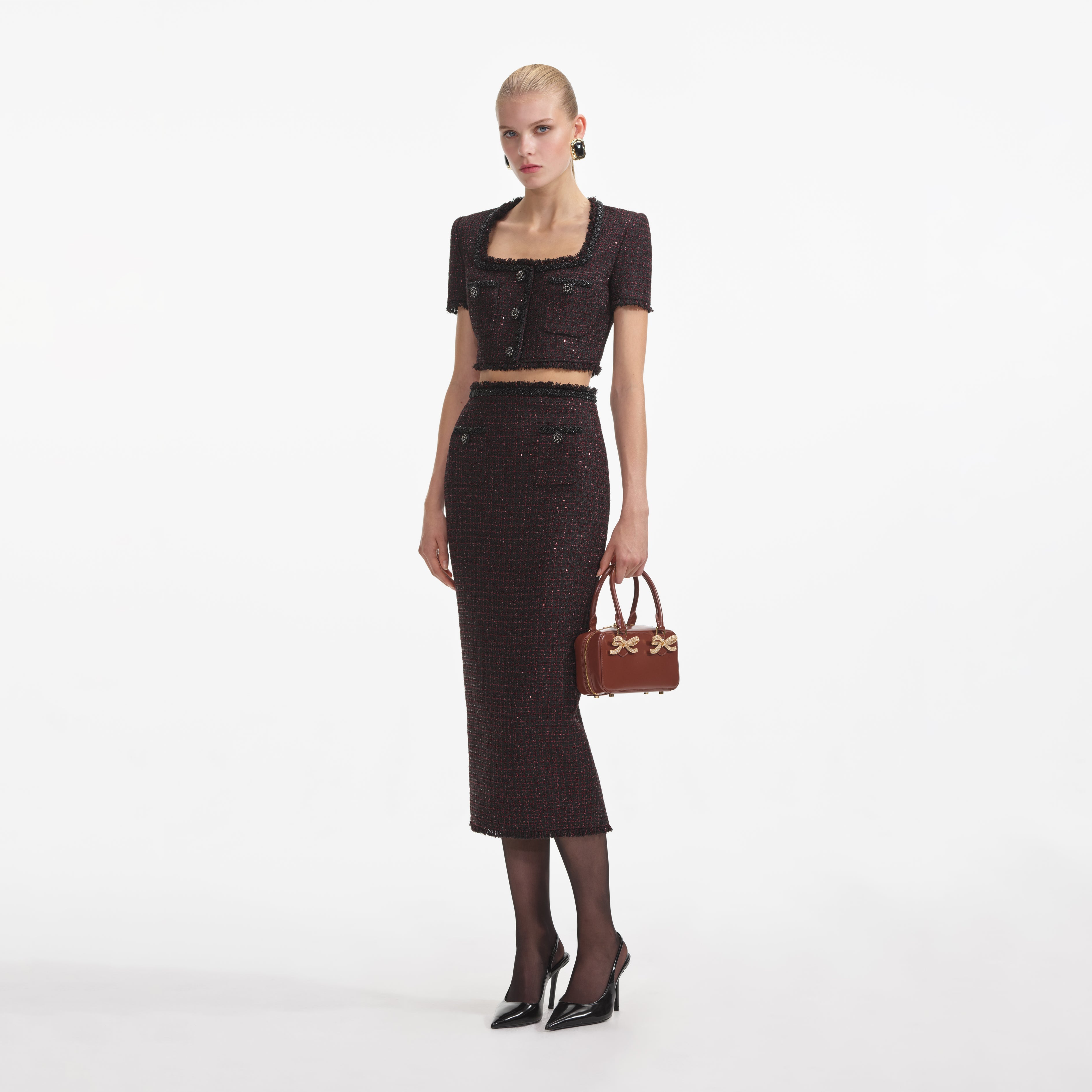 블랙 메탈릭 부클 미디 스커트