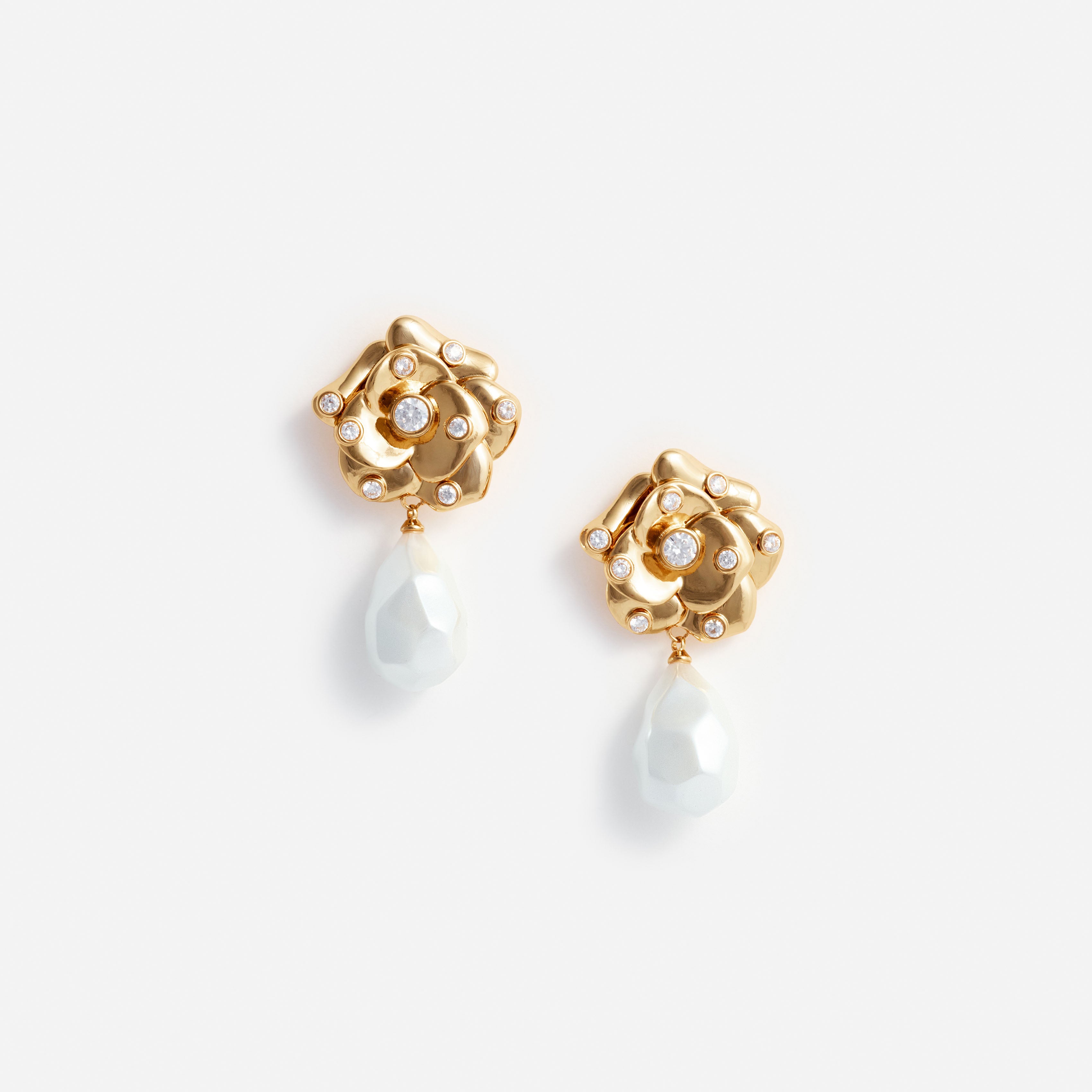 Gold Flower Pearl Earrings – self-portrait