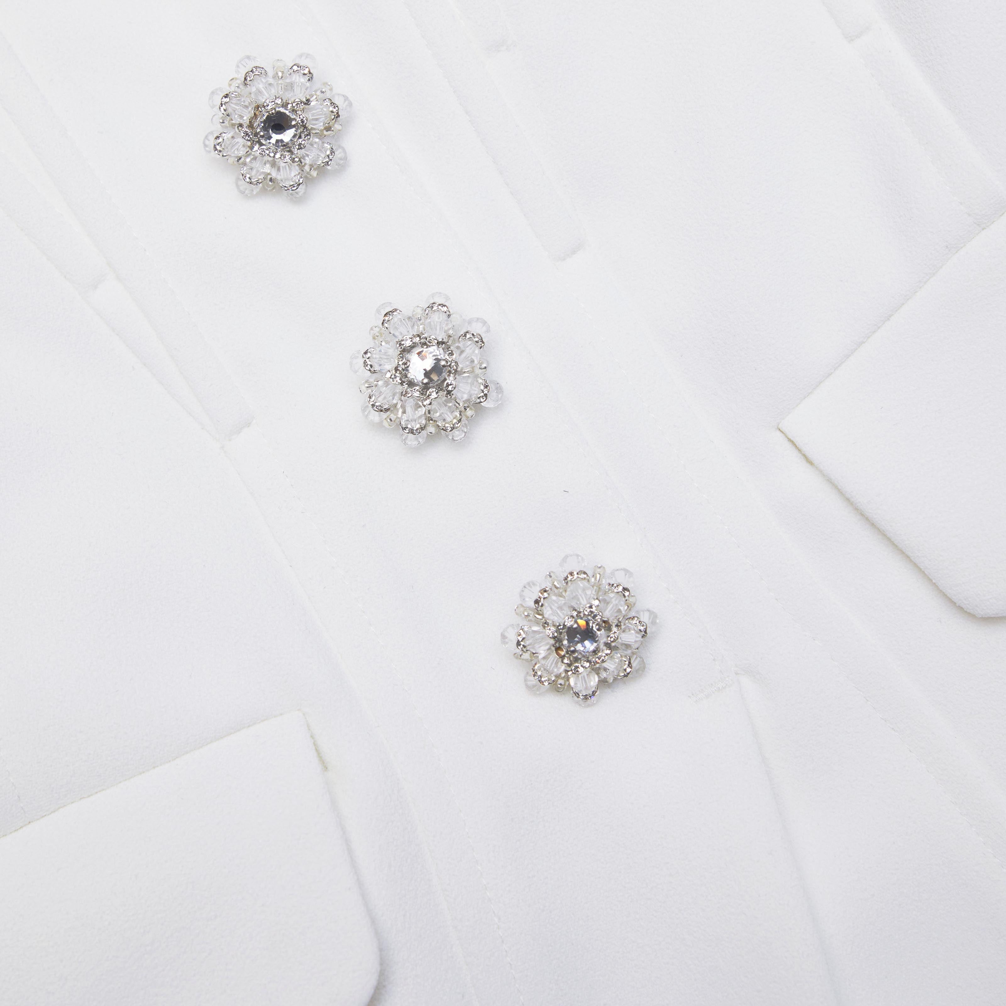 화이트 반두 크레이프 테일러드 미디 드레스