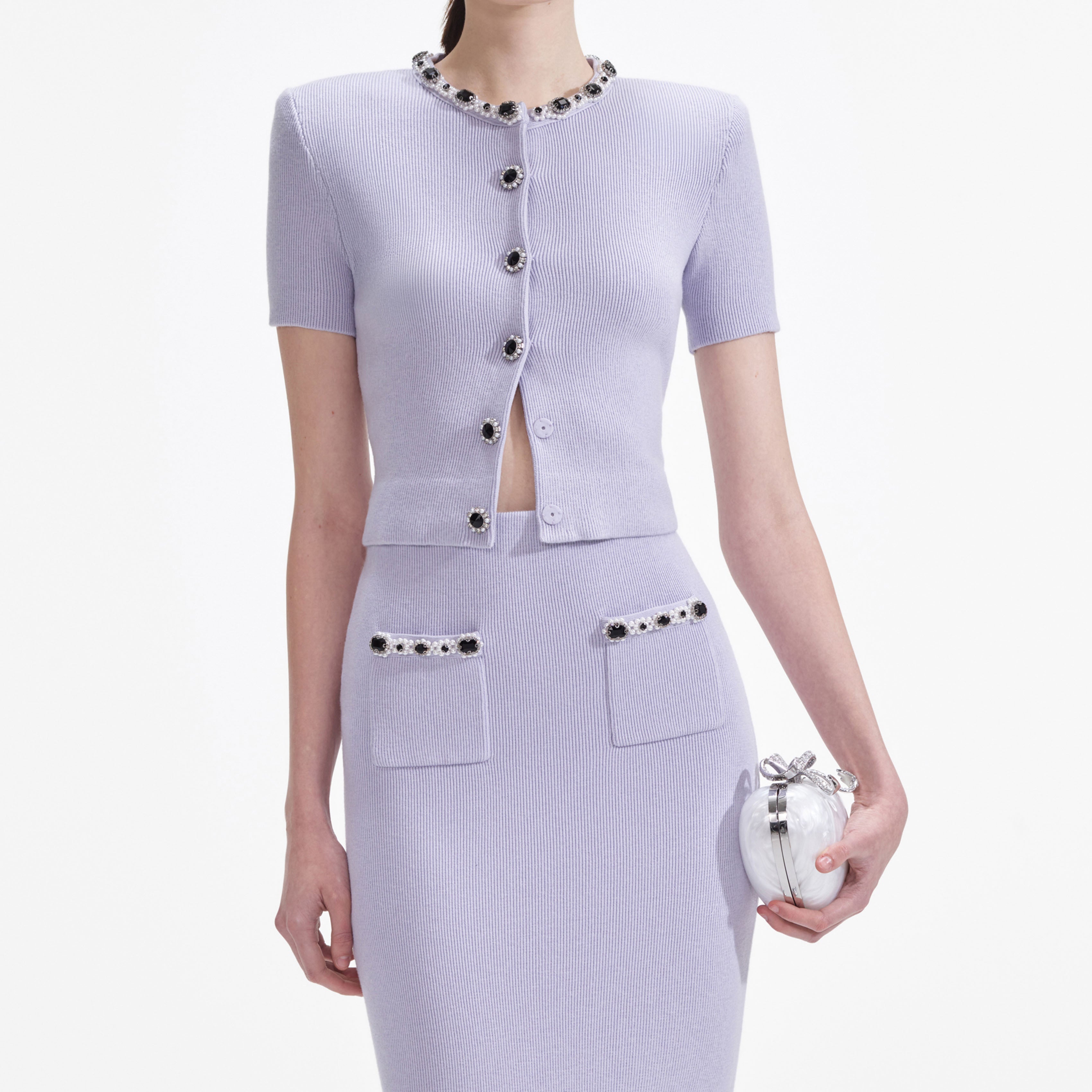 라일락 장식 니트 미디 스커트