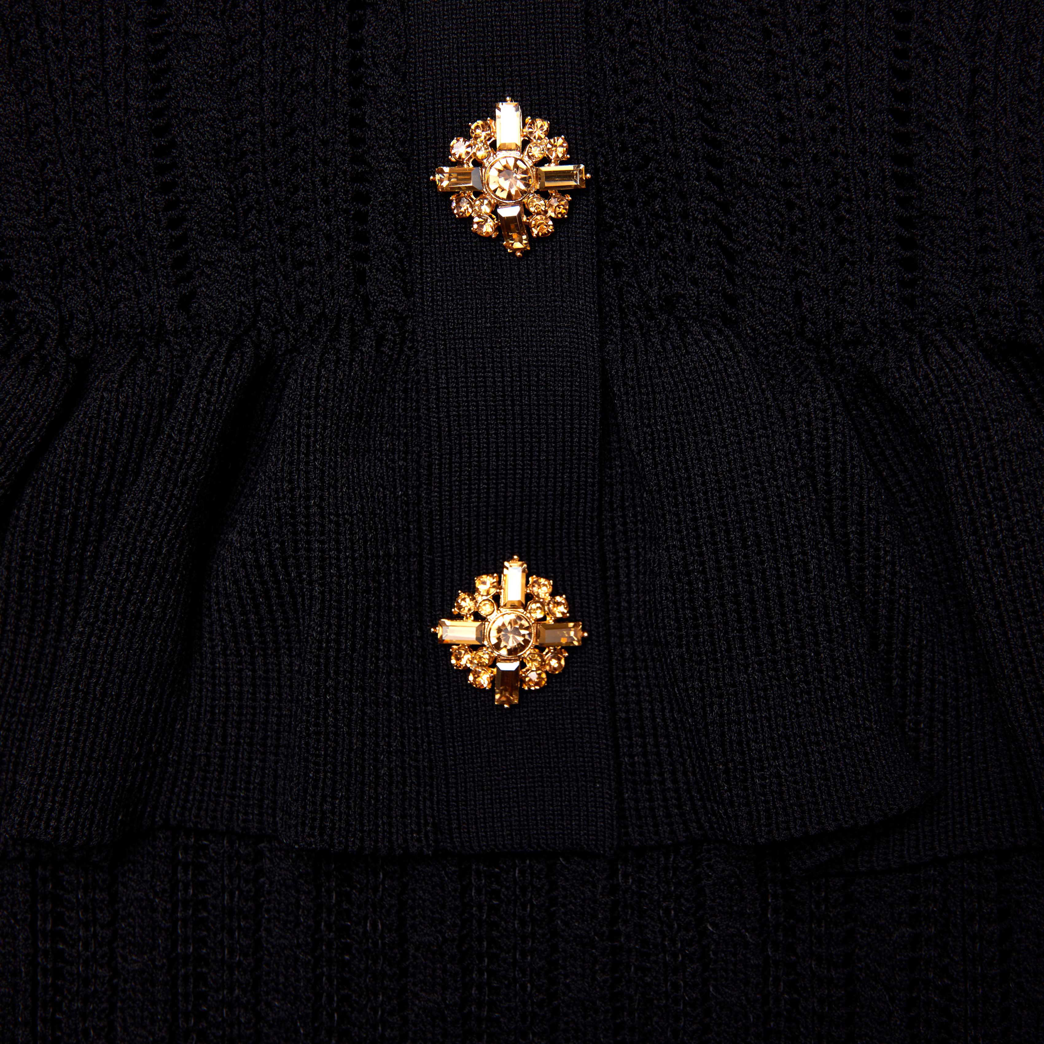 블랙 니트 페플럼 미디 드레스