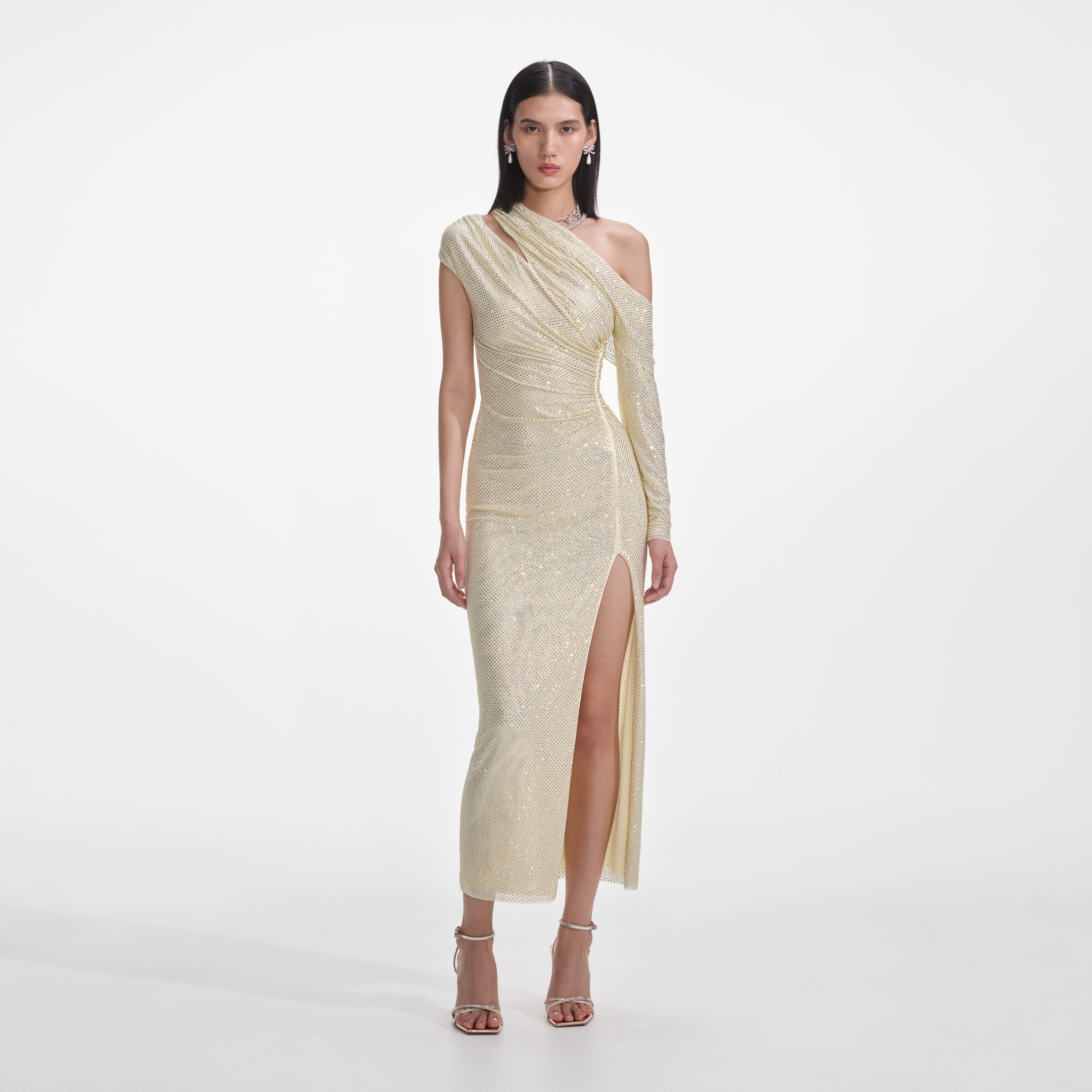 옐로우 라인스톤 개더드 미디 드레스