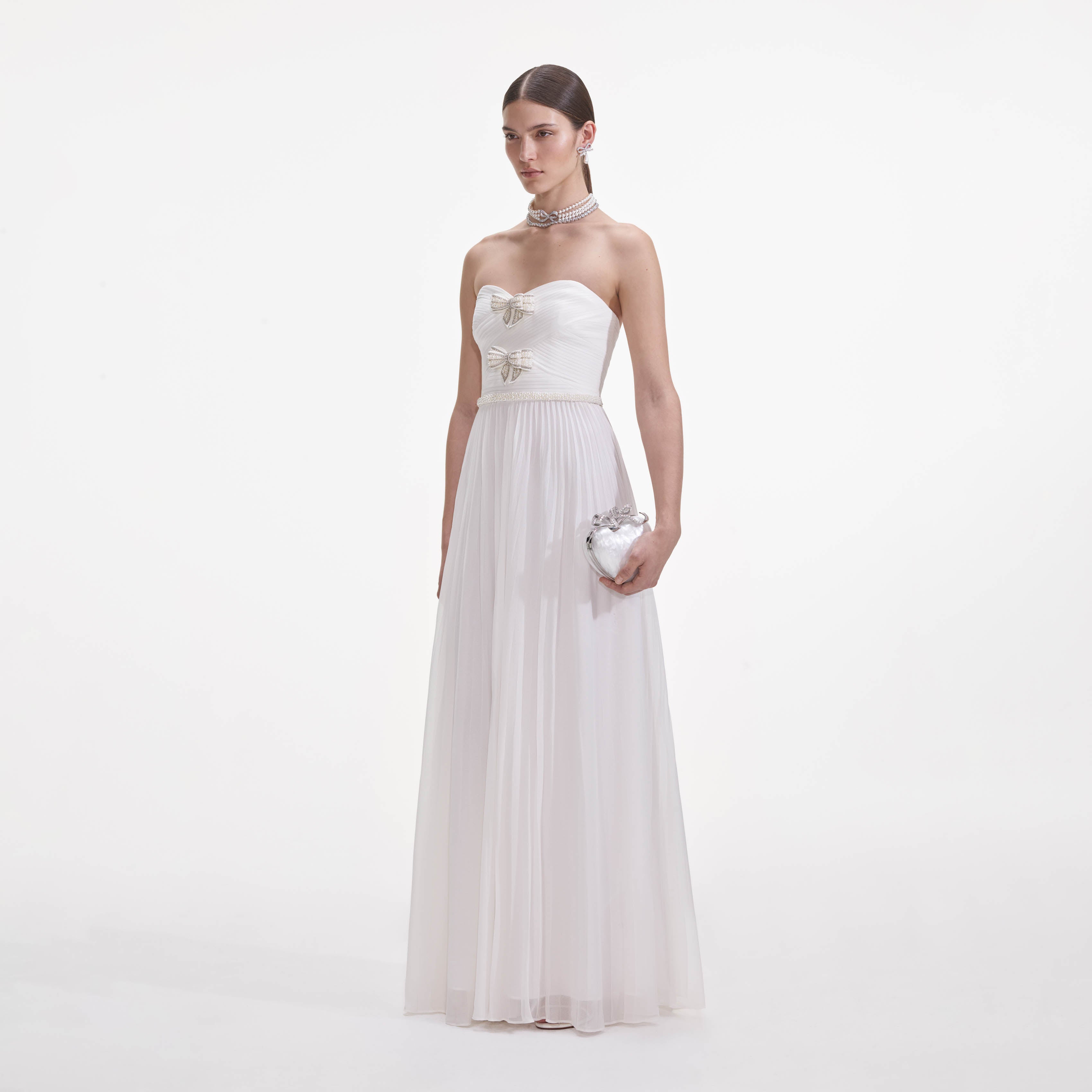 화이트 쉬폰 리본 맥시 드레스