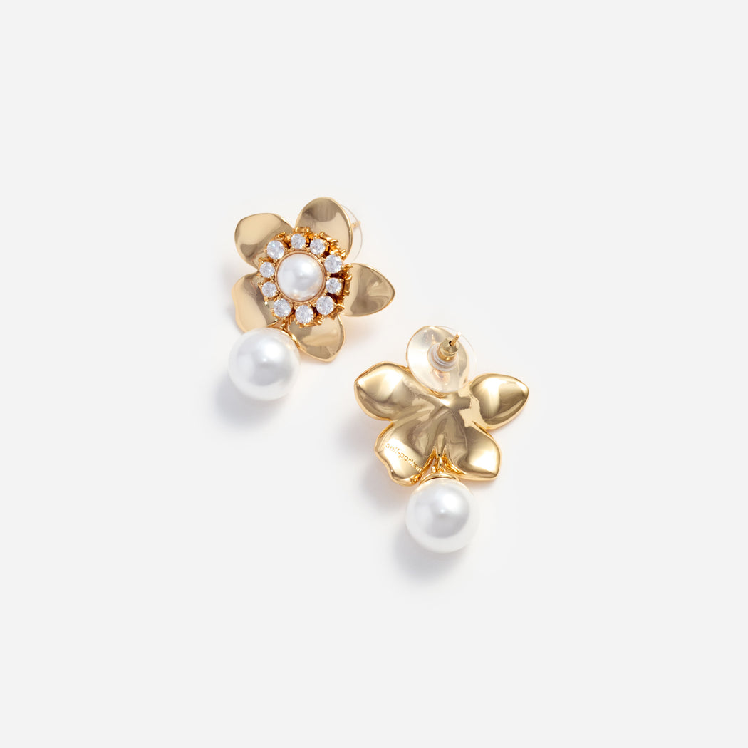 Gold Flower Pearl Earrings