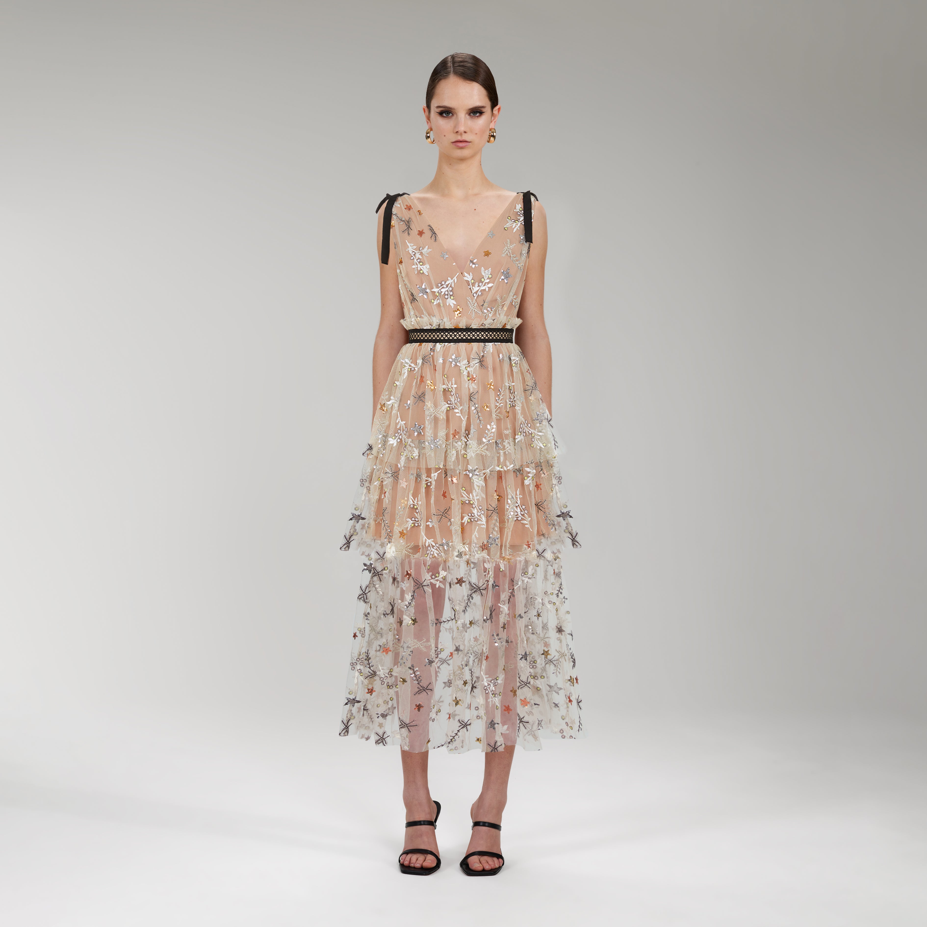 스타 메쉬 미디 드레스