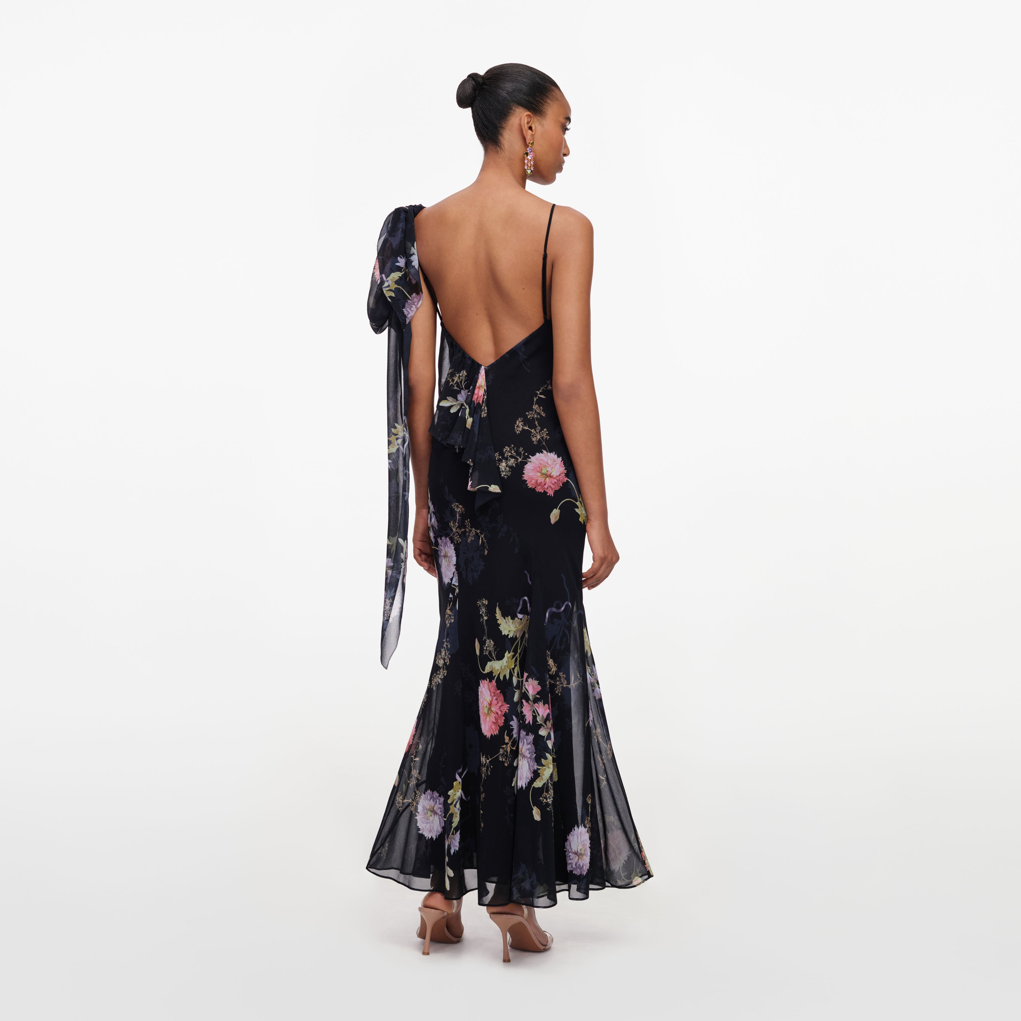Women's Ready-to-Wear – self-portrait