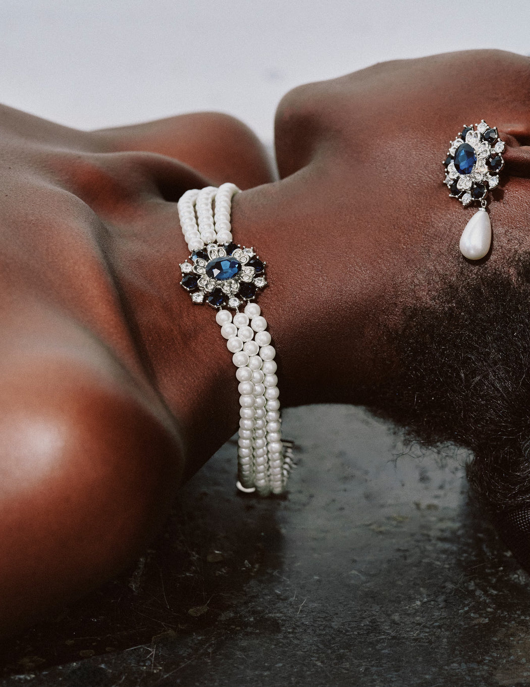 Blue Crystal Pearl Choker