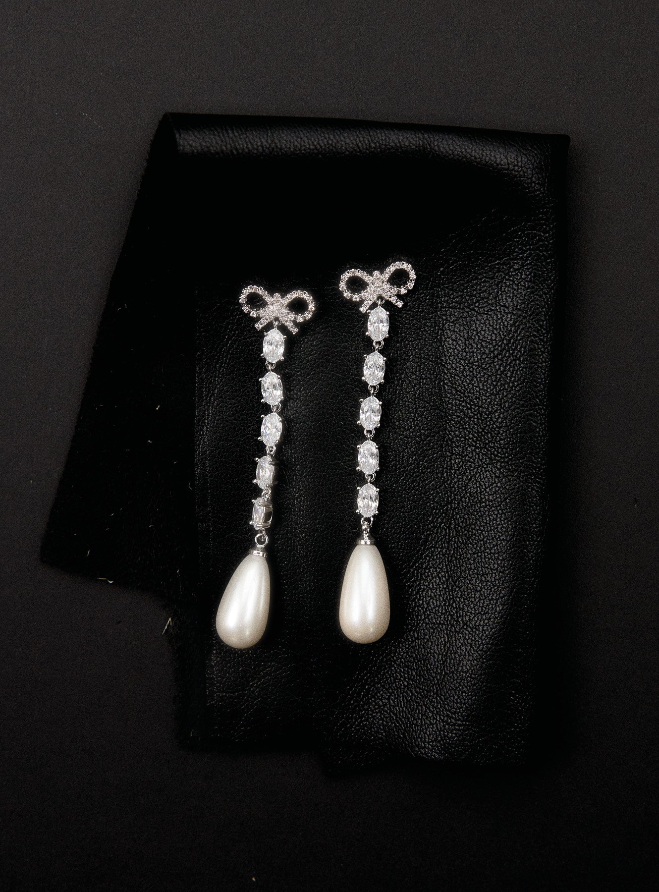 Bow Pearl Droplet Earrings