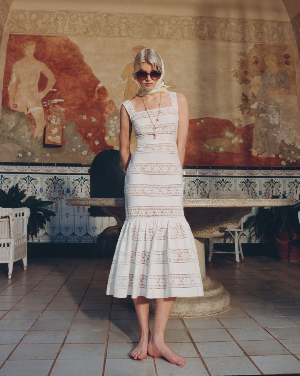 self portrait white daisy embroidered midi dress self portrait white daisy embroidered midi dress