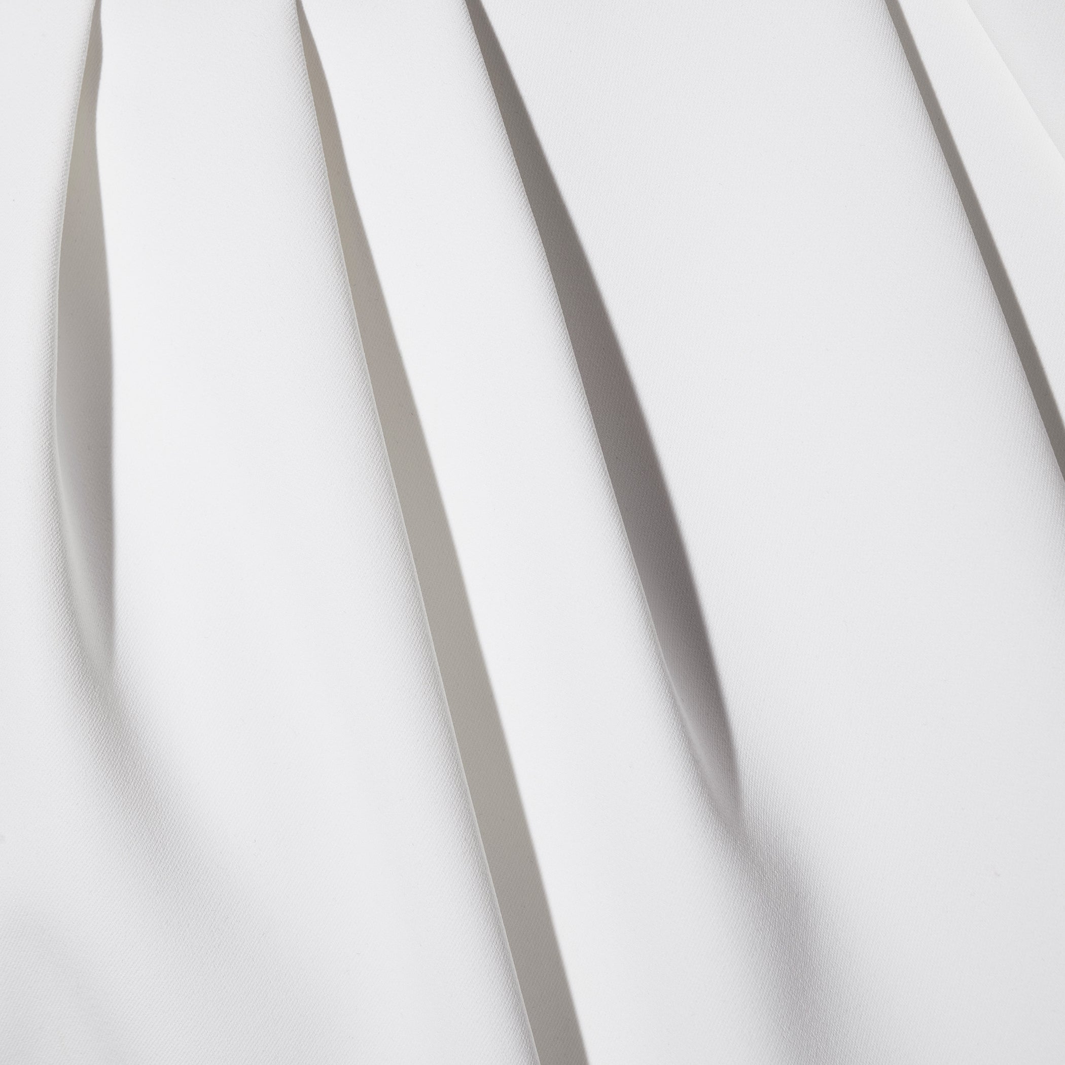 화이트 디아만테 바스트 미니 드레스