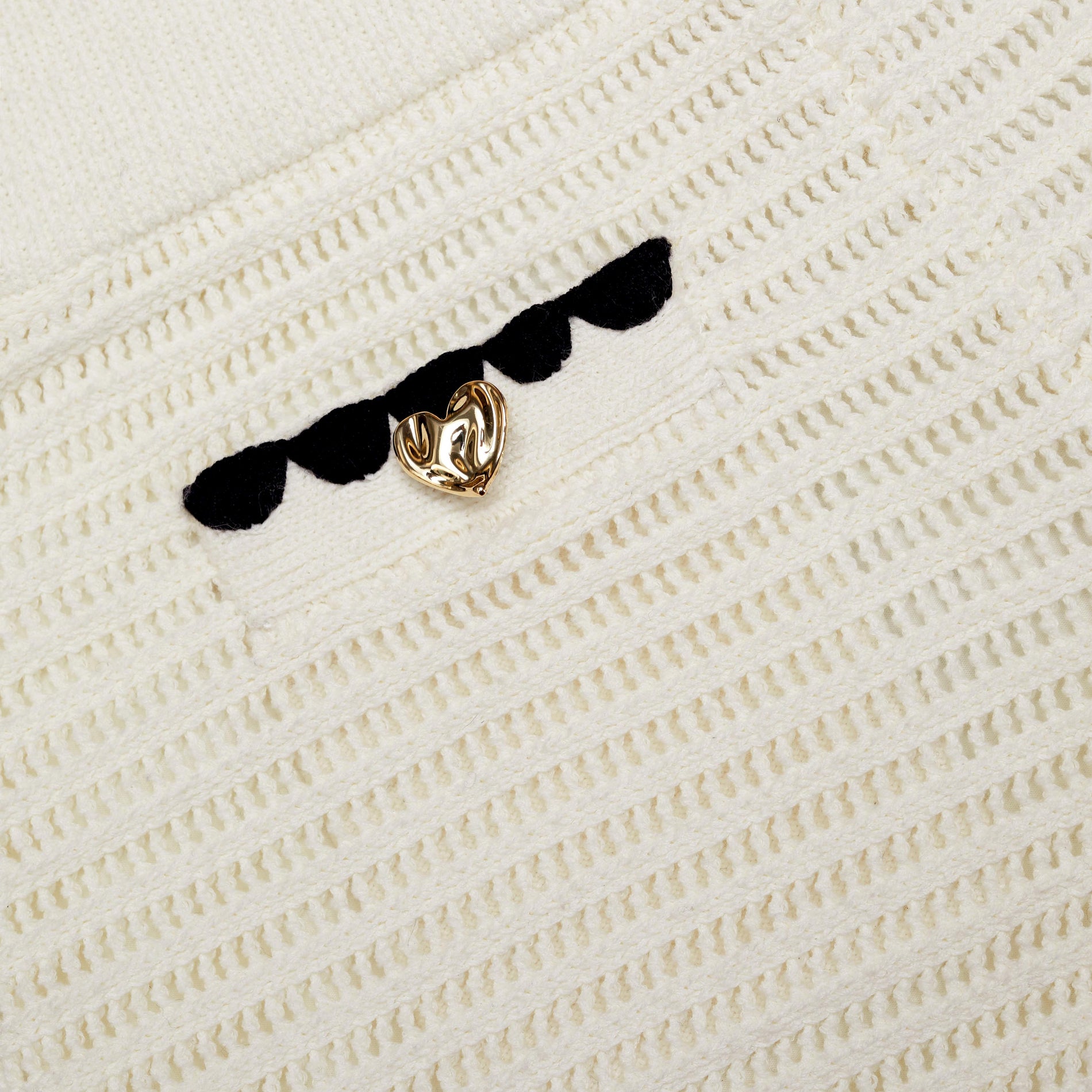 크림 크로셰 숏