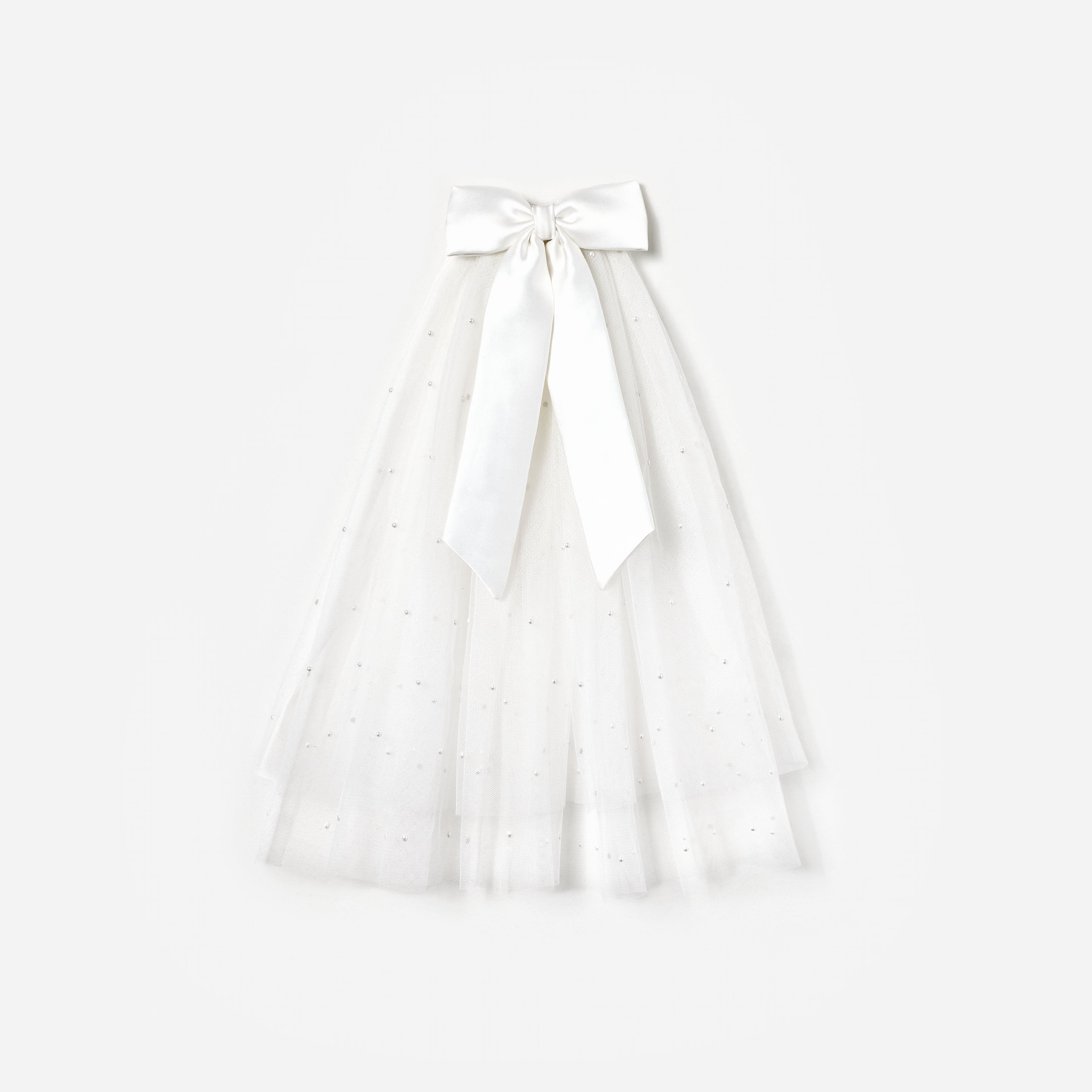 Satin Bow Embellished Veil