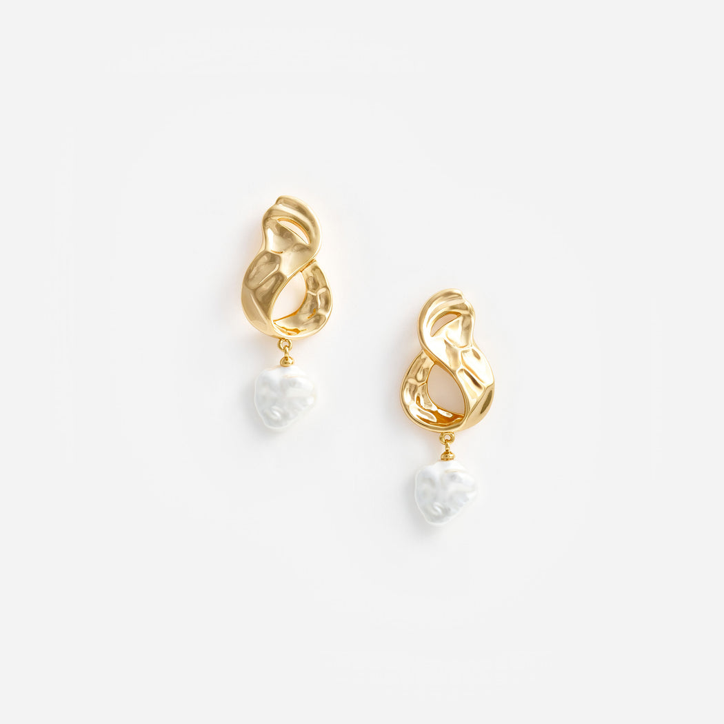 Gold Link Pearl Drop Earrings