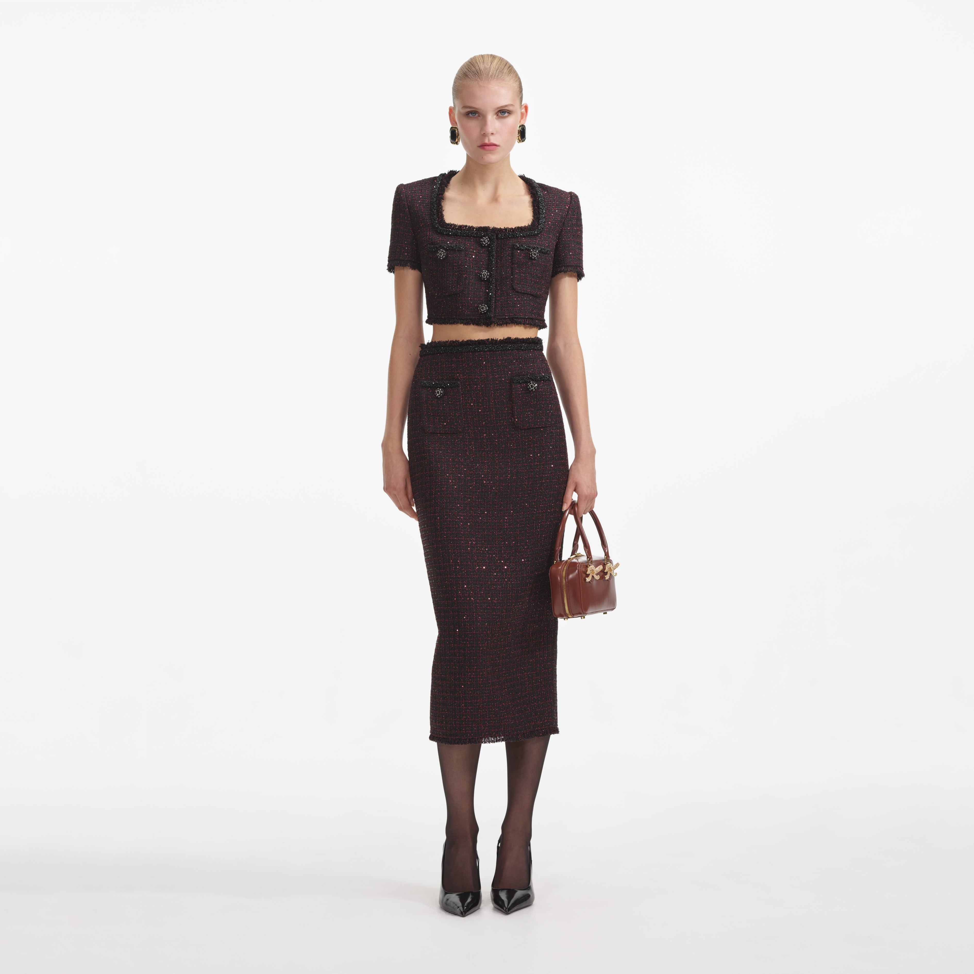 블랙 메탈릭 부클 미디 스커트