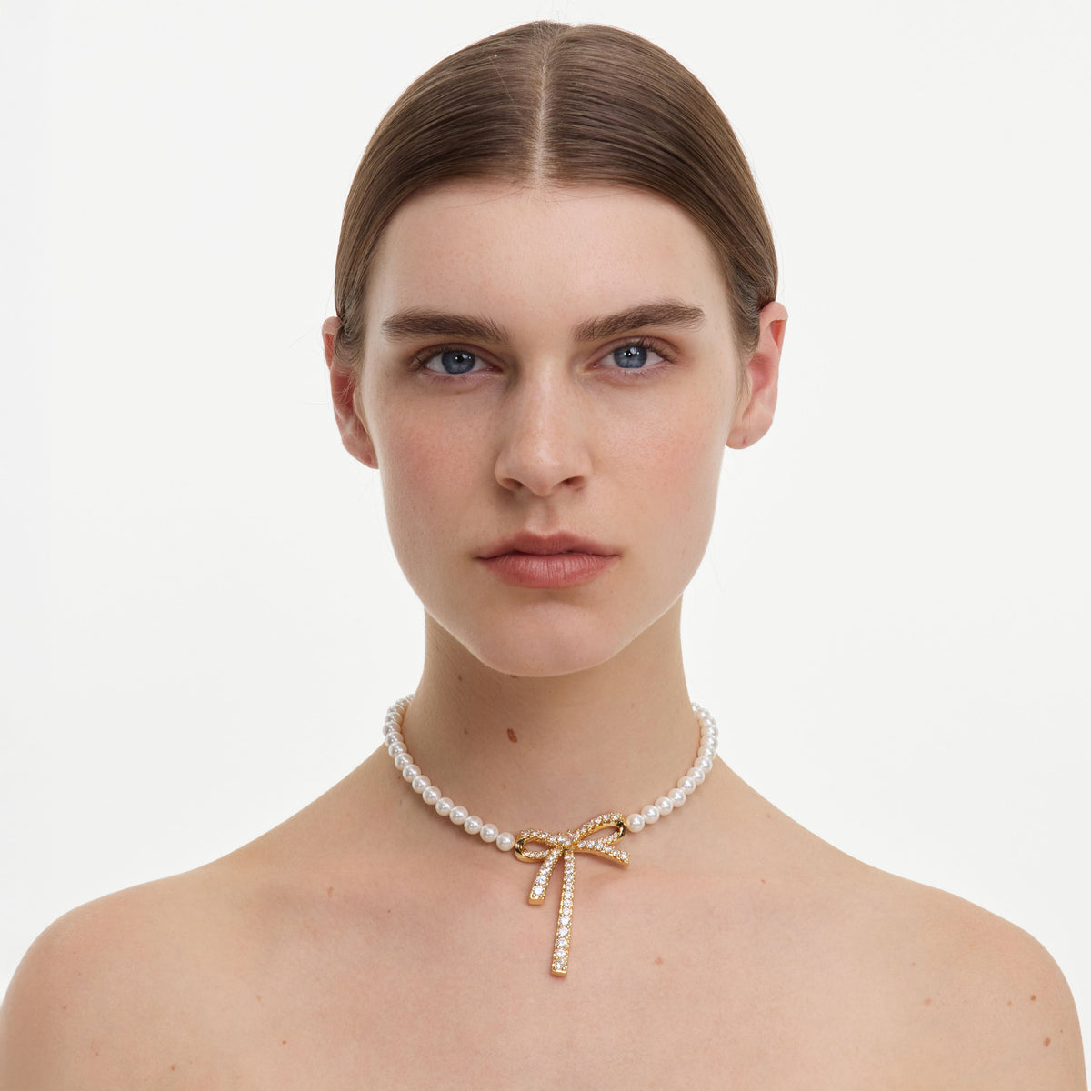 Gold Bow Pearl Necklace