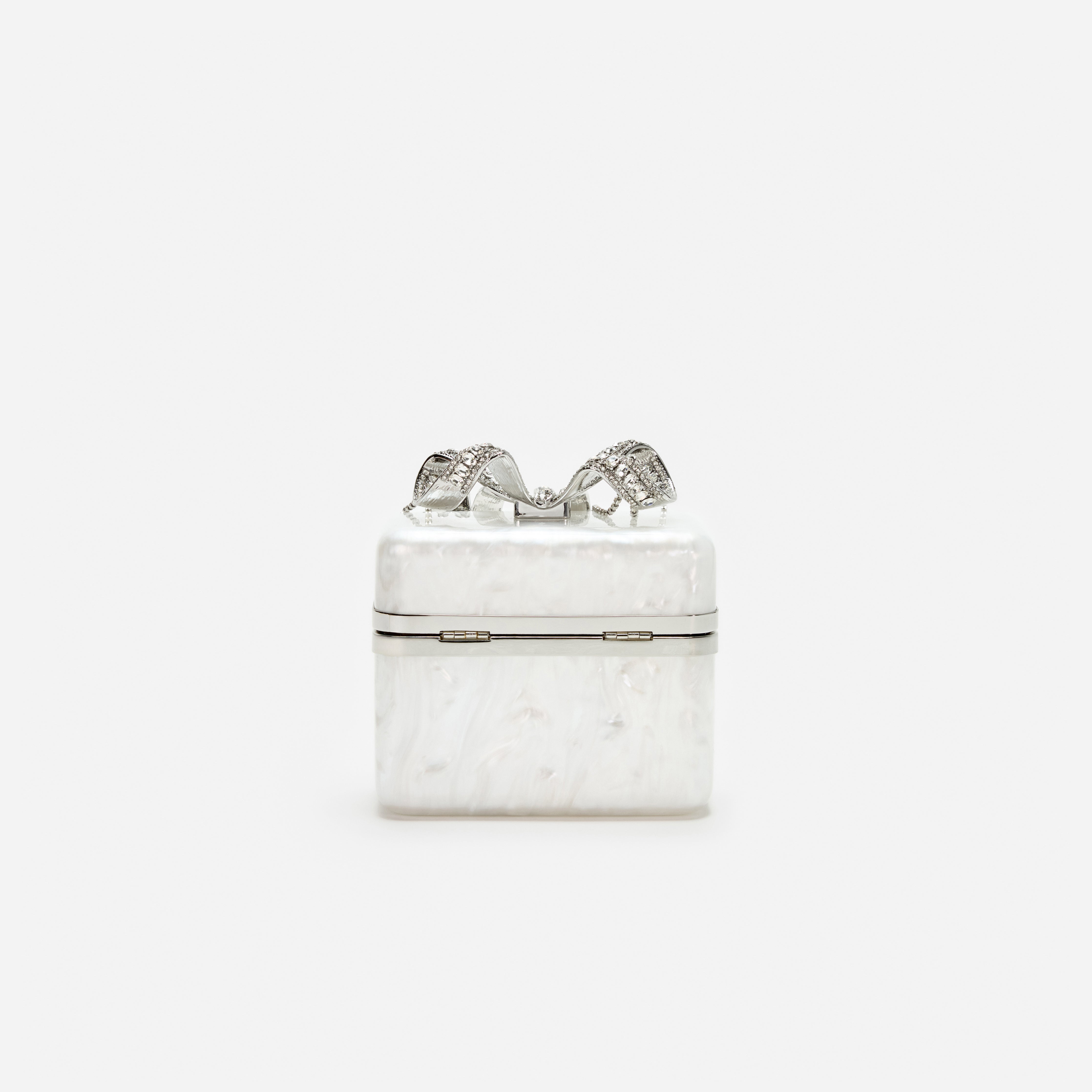 Pearl Box Clutch – self-portrait