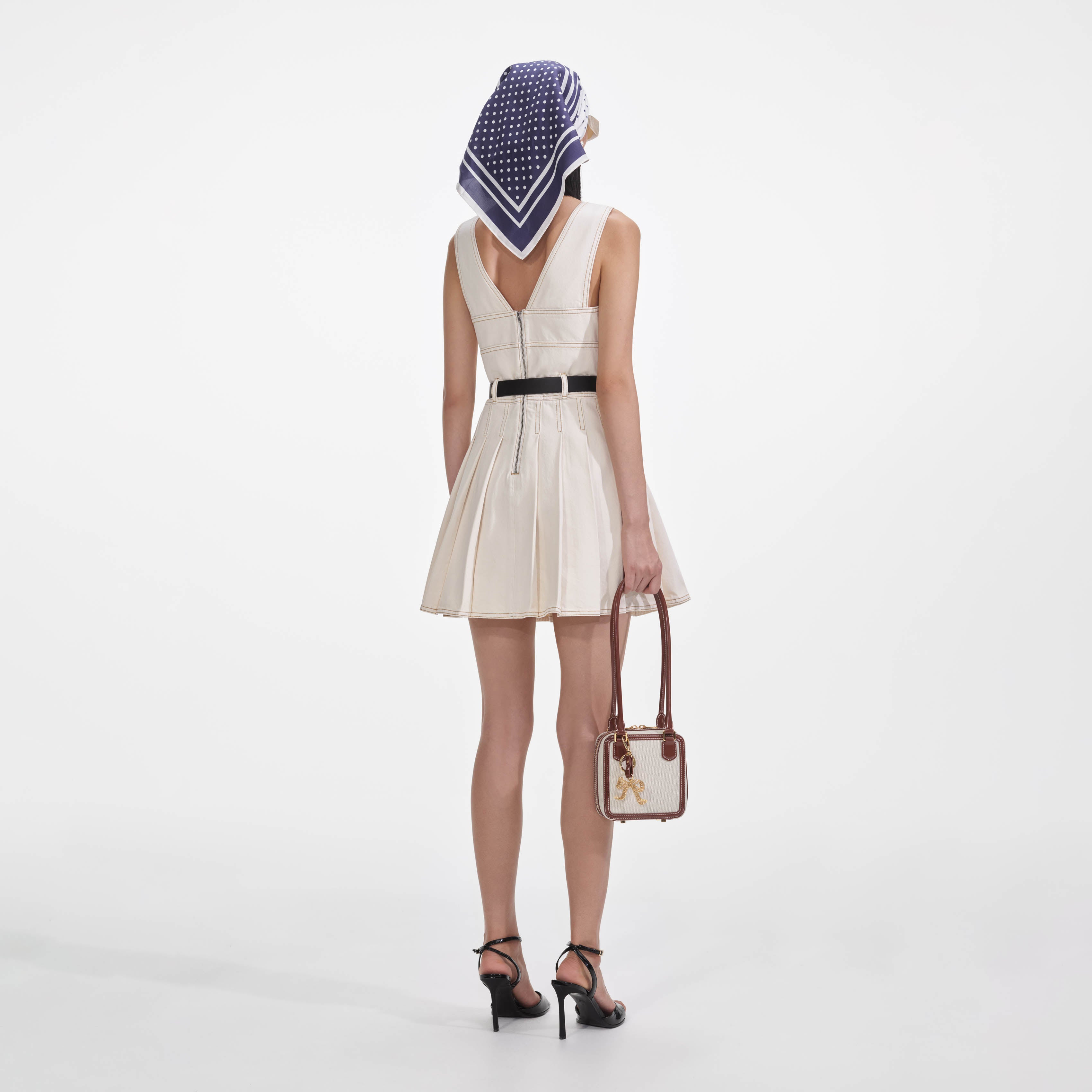 크림 데님 미니 드레스